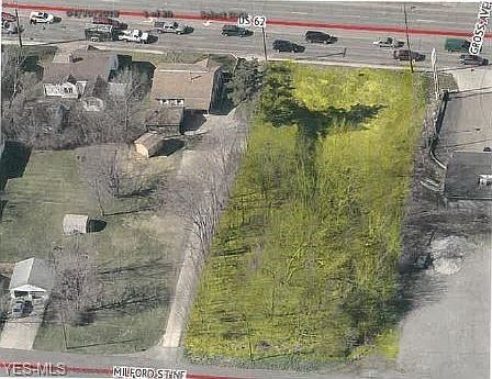 2nd image of 30th St NE