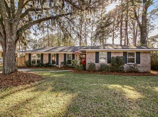 7 Austin Dr, Savannah, GA 31419