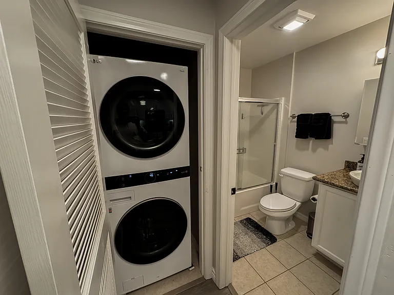 5252 Balboa Arms Dr #177 — Photo 9