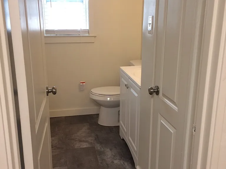 Parkview Apartments — Photo 16