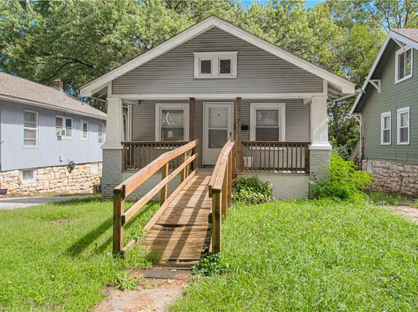 5721 Brooklyn Ave, Kansas City, MO 64130