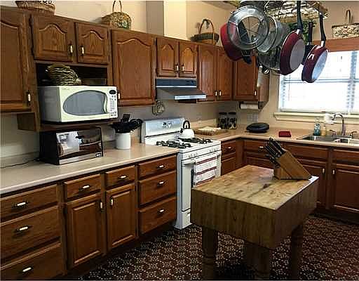 5th image of 17979 Fairway View Dr
