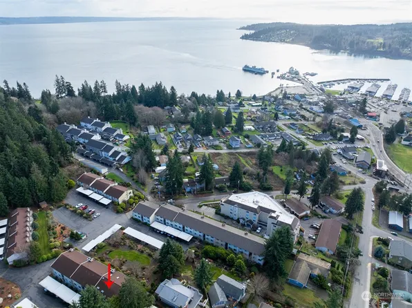 26435 Pennsylvania Avenue NE #38, Kingston, WA 98346