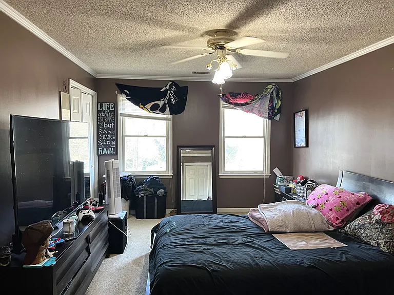 850 Parkview Ct — Photo 11