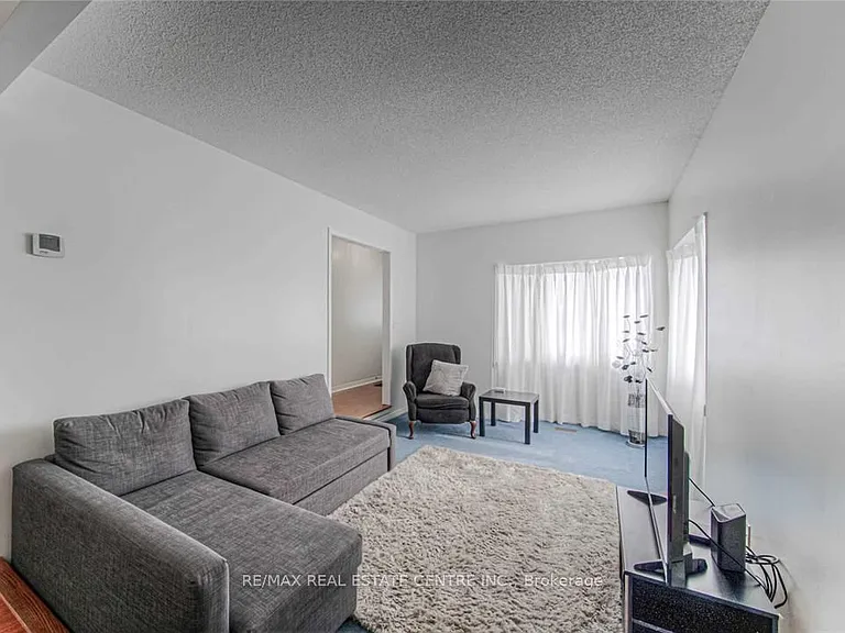 14 Amblecote Pl — Photo 4