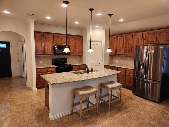 2nd image of 406 Stonecreek Dr