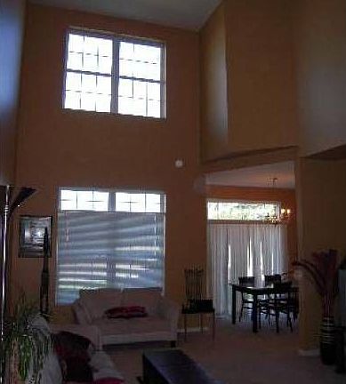 2nd image of 1422 White Pine Ln