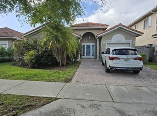 Twin Lake Shores South, Miami, FL 33186