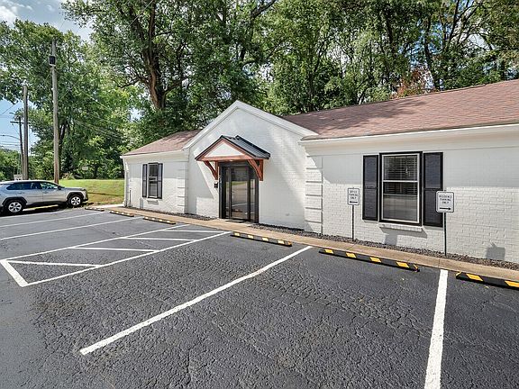4th image of 214 Templin Ave