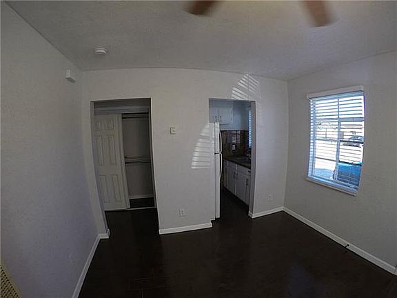 4th image of 8907 Old County Dr APT 2