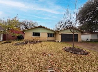 509 Robinhood Dr, Irving, TX 75061