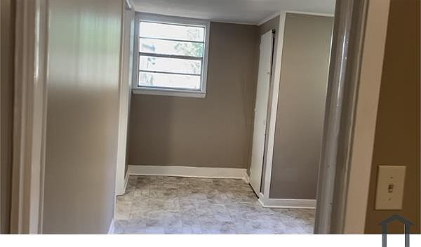 2nd image of 3824 Joplin St