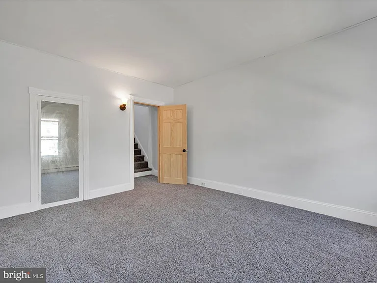 805 Pottsville St — Photo 15
