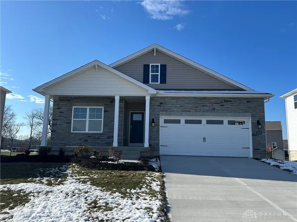 1808 Palmer Ct, Xenia, OH 45385