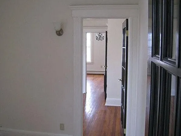 198 Delaware Avenue image 6 of 10