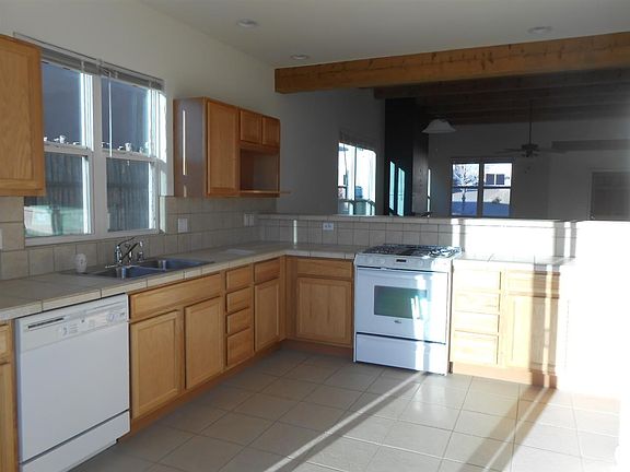 4th image of 7050 Camino Rojo