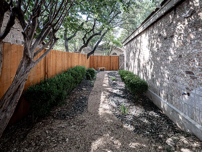 14202 Vistawood — Photo 14