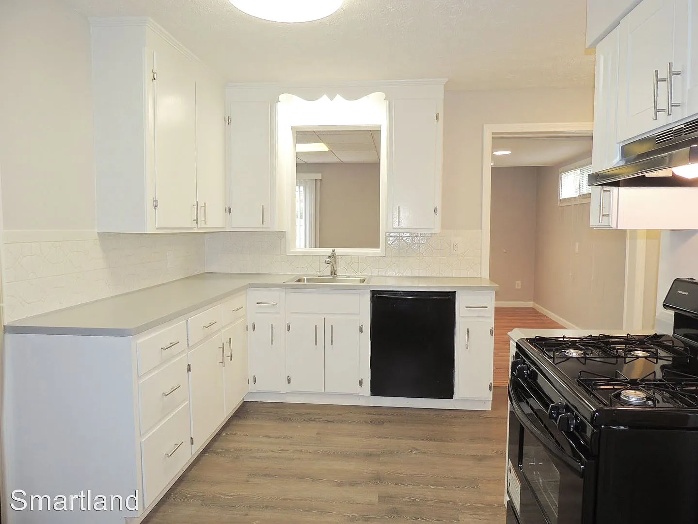 3874 Salisbury Rd photo 1