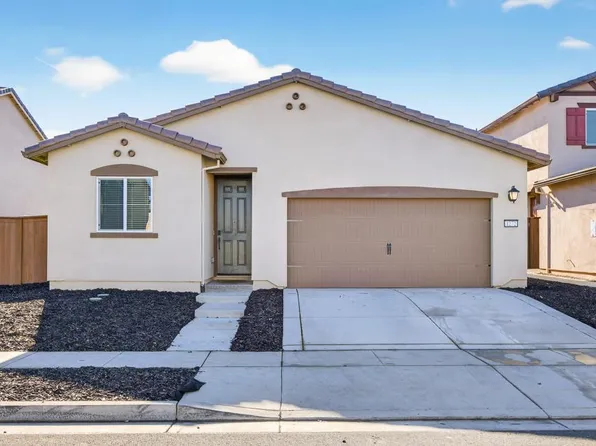 1272 Roberts Dr, Woodland, CA 95776