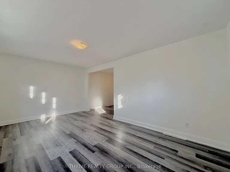 50 Ridout St S #6 — Photo 9