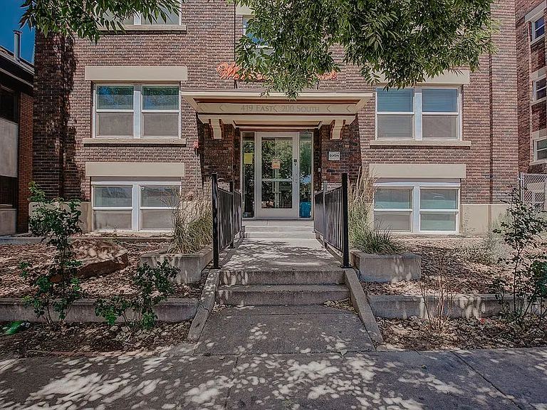 419 E 200 S #203 — Photo 11