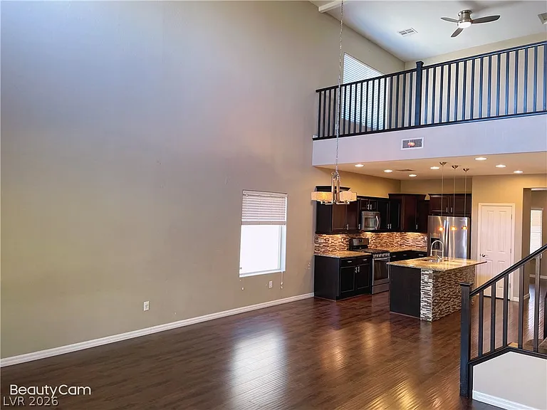5704 Shadow Bend Dr — Photo 11