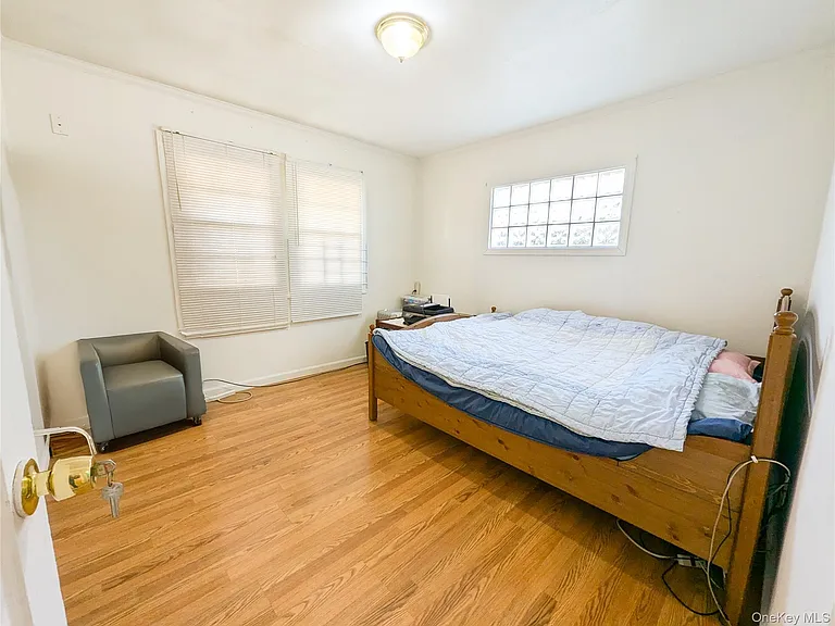 806 Oliver Ave #1 — Photo 6