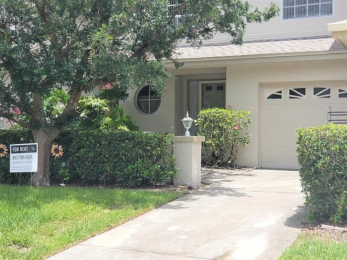 1st image of 2558 W Brook Ln