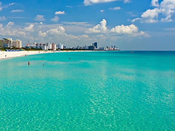 4th image of 465 Ocean Dr APT 625