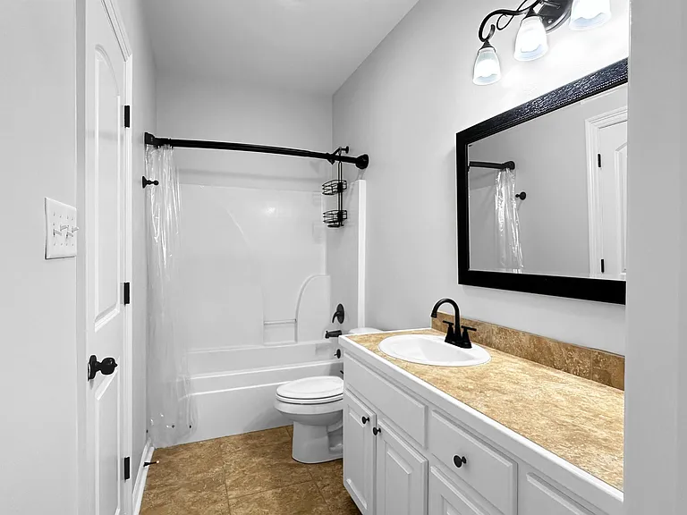 10816 Field Pointe Dr — Photo 17