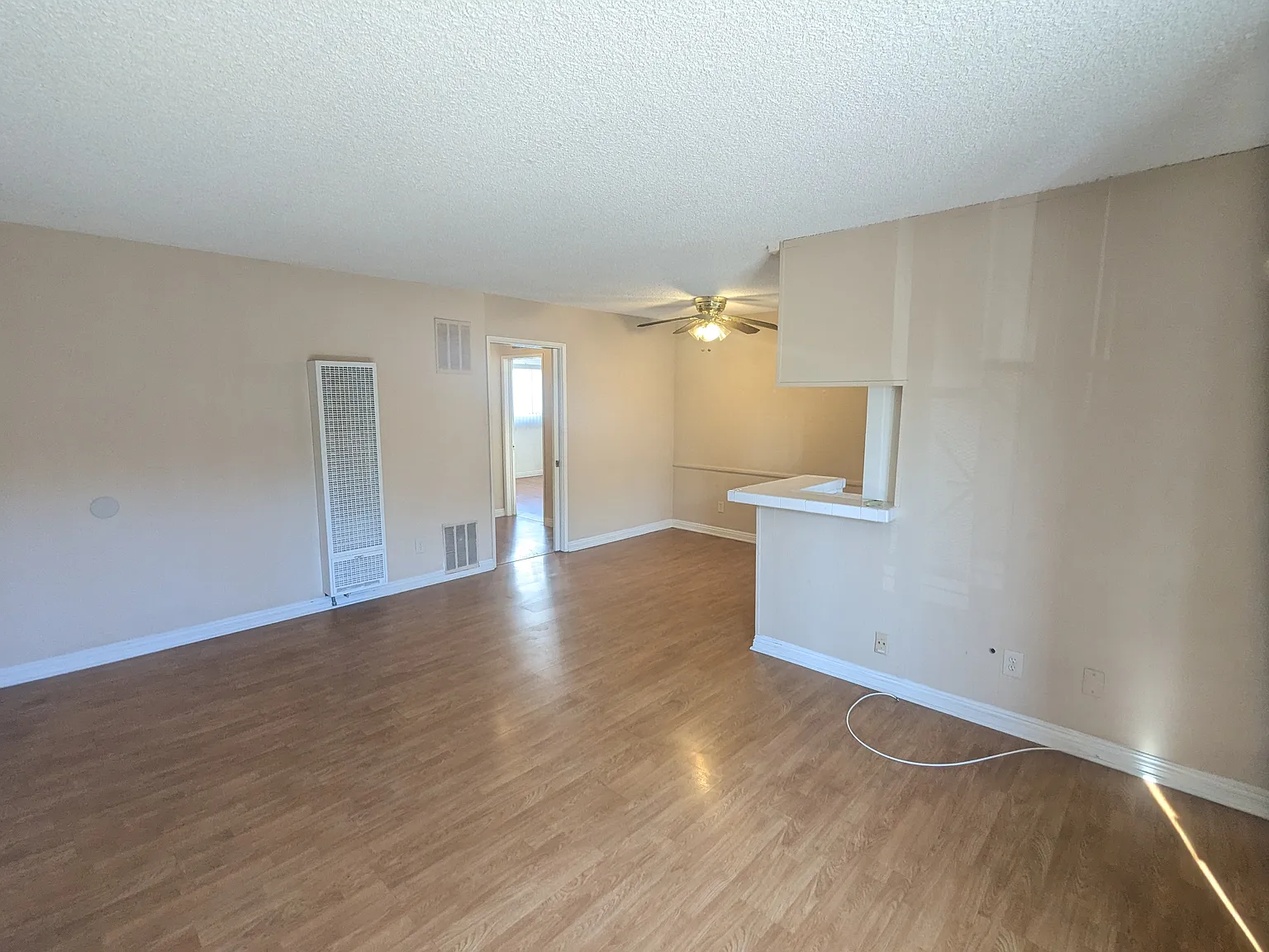 2 bed, 900 sqft, $2,395 — Photo 3