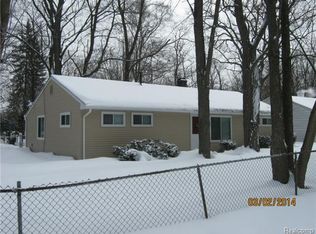 21460 Indian St, Southfield, MI 48033
