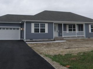 24595 Hollytree Cir, Georgetown, DE 19947