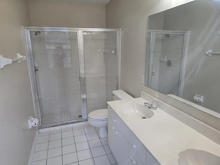 2601 SE Creston Ln — Photo 12