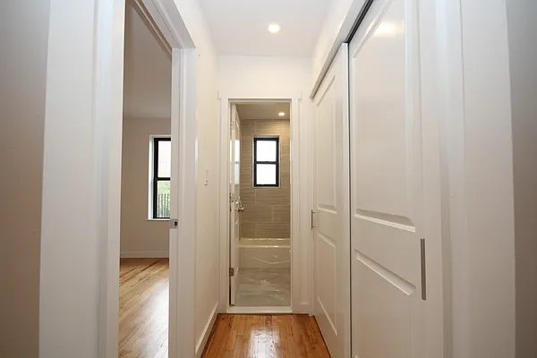 Sold by Landmark International Real Estate, LLC | media 11