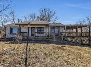 9043 Wellman Rd, Oskaloosa, KS 66066