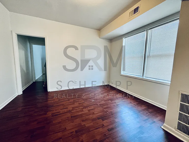 307 Woodbine St — Photo 4