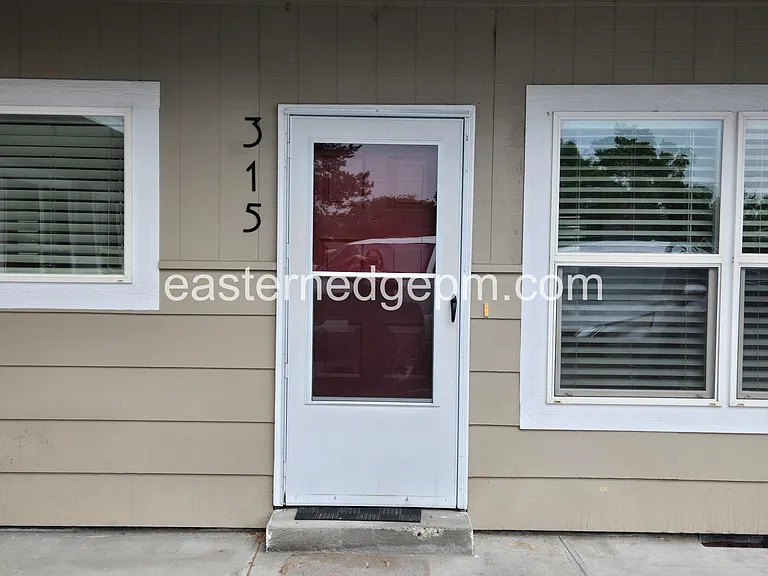 321 NW 8th Ave #315 — Photo 2