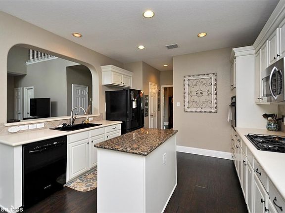 5th image of 1407 Mustang Lake Ct