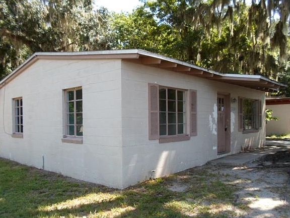 2nd image of 1004 Ferguson Ave #12