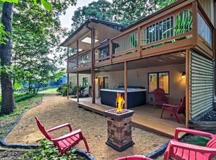15 Hickory Hills Dr, Arden, NC 28704