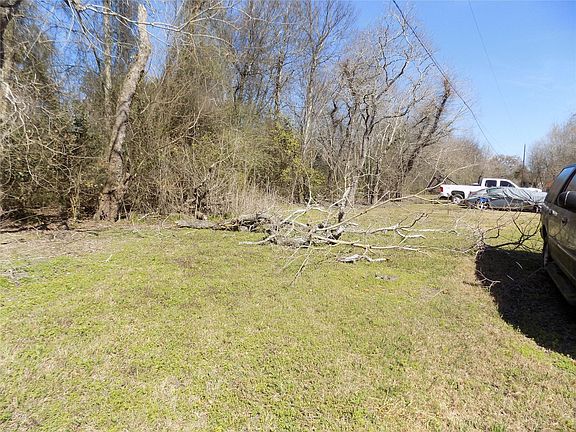 3rd image of 3006 Navarre County Road Off #91