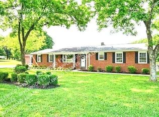 3084 Old Furnace Rd, Boiling Springs, SC 29316