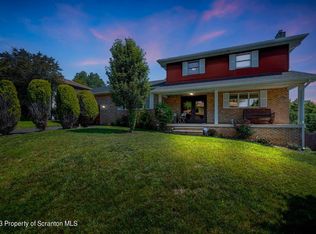 9 Sonny Dr, Old Forge, PA 18518