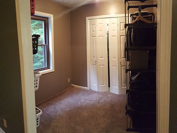 Closet and dressing room