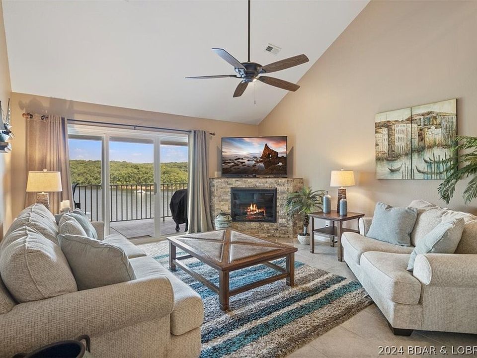1st image of 4800 Eagleview Dr Unit 143B