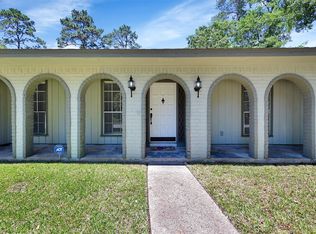 27121 Wells Ln, Conroe, TX 77385