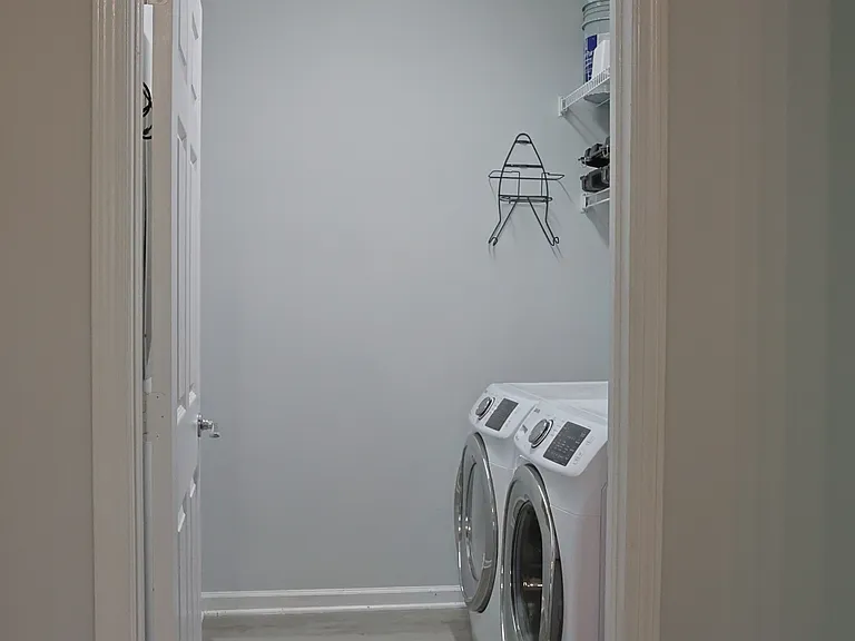 1225 Blakeway St #1303 — Photo 32