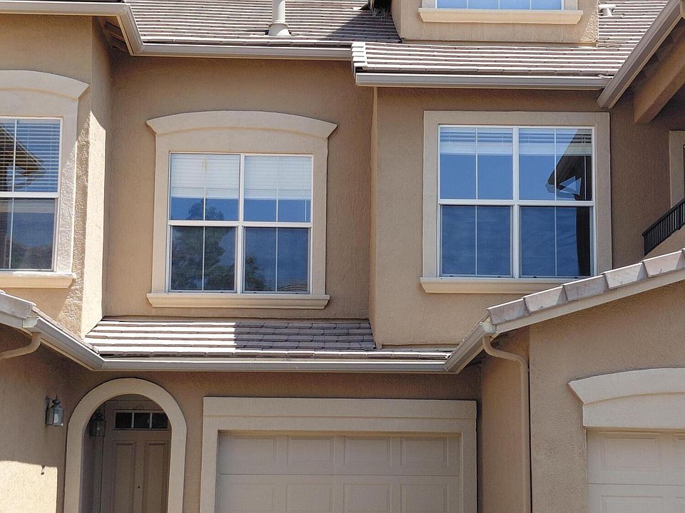 1st image of 17000 Wedge Pkwy Unit 722