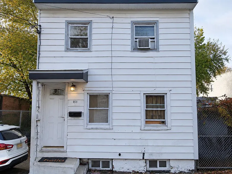 151 Hills Pl — Photo 1